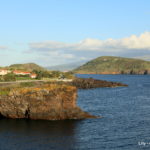 Grutas da Lajinha (Monte da Guia sullo sfondo) - isola di Faial (Azzorre)